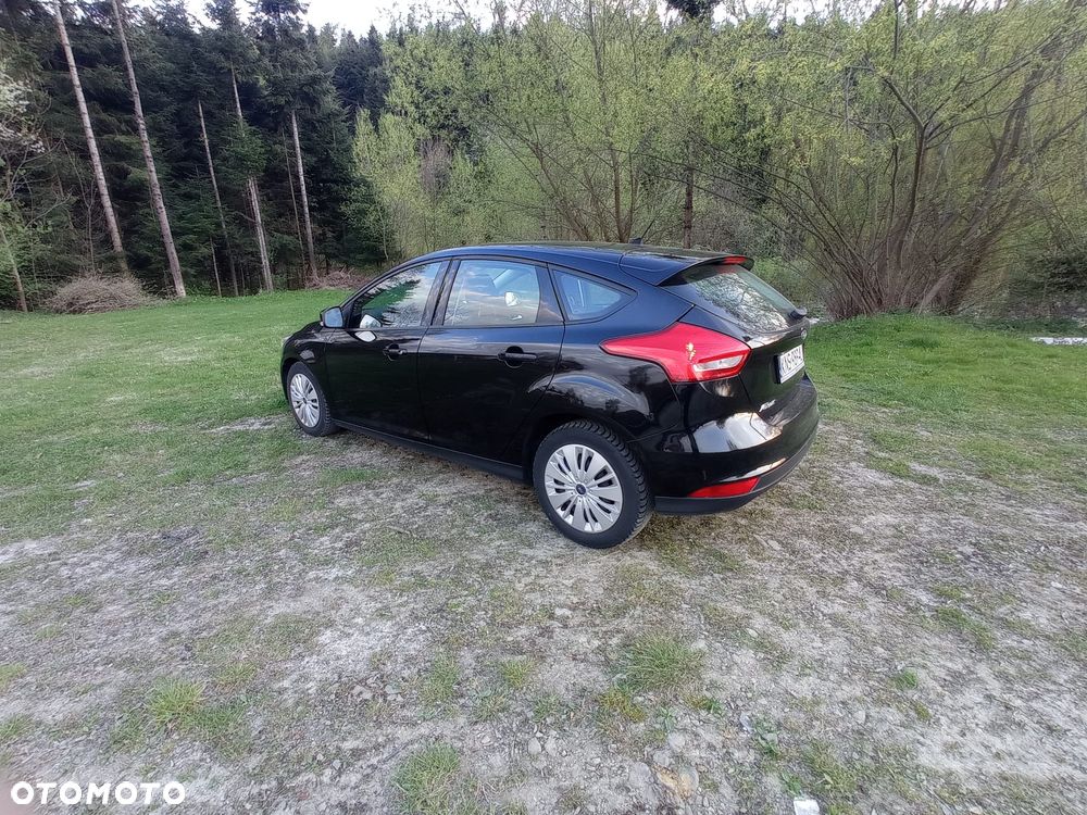 Ford Focus 1.0 EcoBoost Ambiente - 6