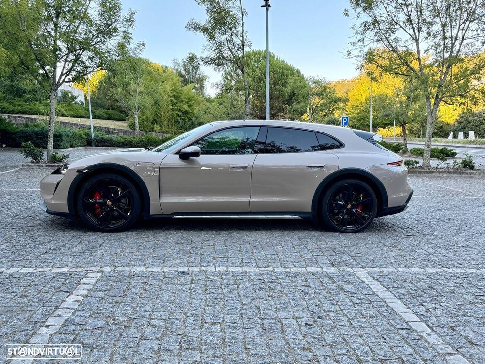 Porsche Taycan Cross Turismo 4S Sport bateria Performance Plus - 11