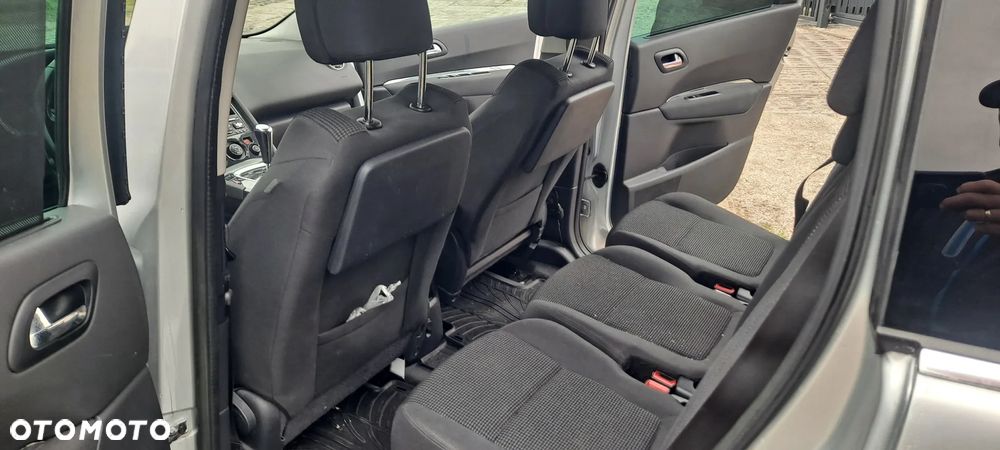 Peugeot 5008 e-HDI 115 ETG6 Stop&Start Active - 11