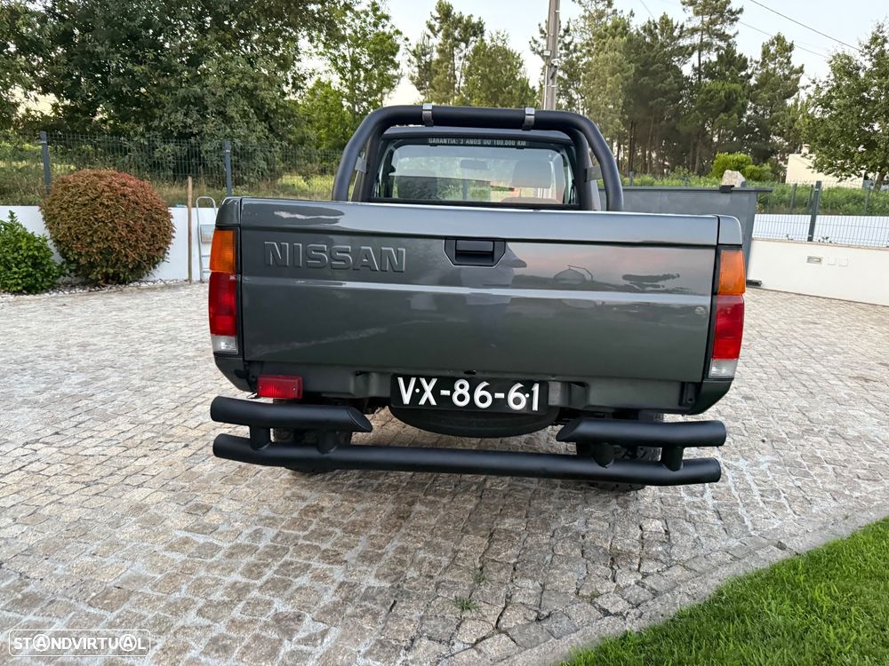 Nissan Pick Up - 8