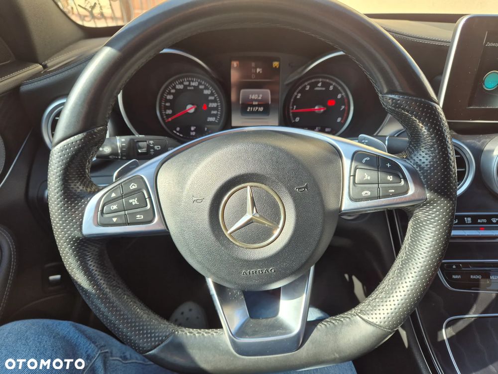 Mercedes-Benz Klasa C - 32