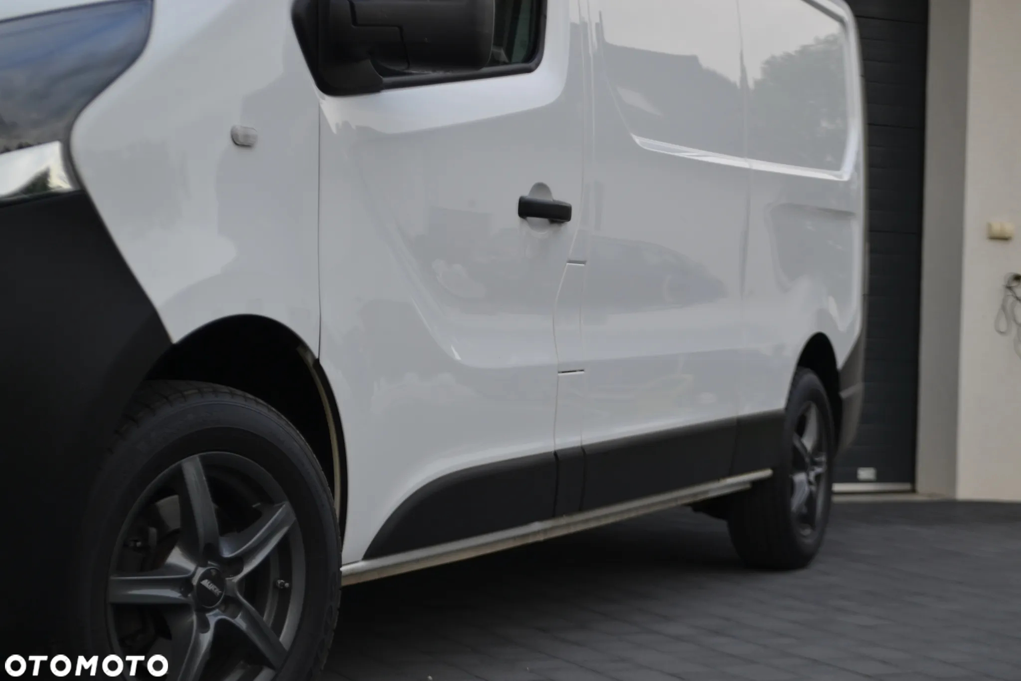 Renault TRAFIC LONG - 20