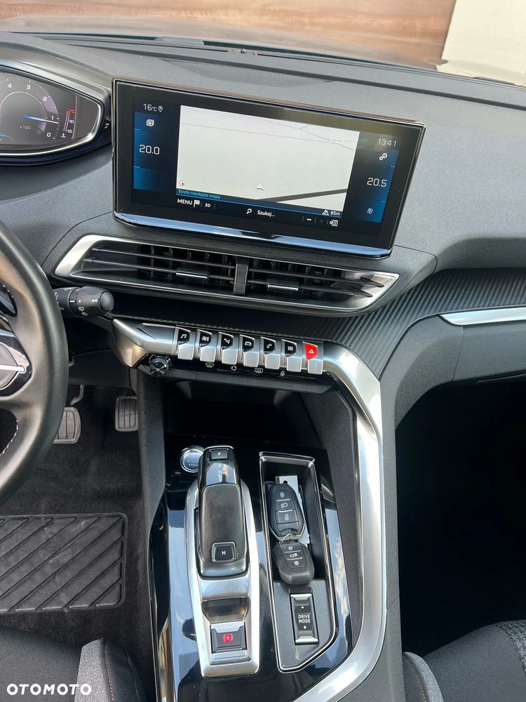 Peugeot 3008 - 17