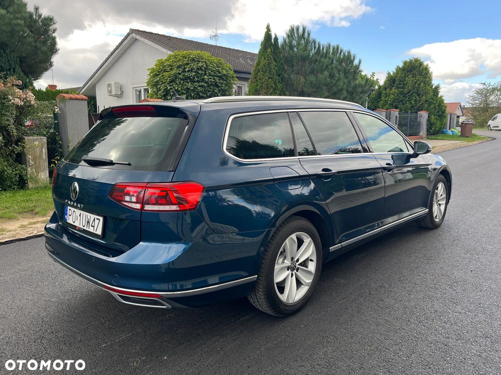 Volkswagen Passat 2.0 TDI Elegance DSG - 3