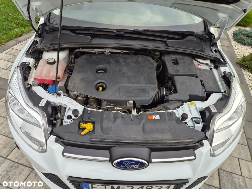 Ford Focus 1.6 TDCi DPF Start-Stopp-System SYNC Edition - 12