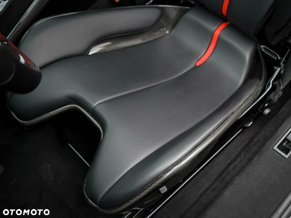 Ferrari SF90 Spider - 31