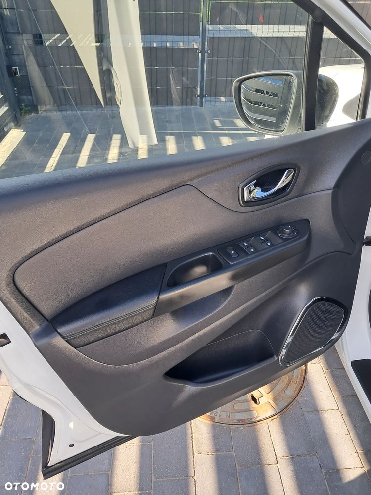 Renault Captur ENERGY TCe 120 Experience - 37