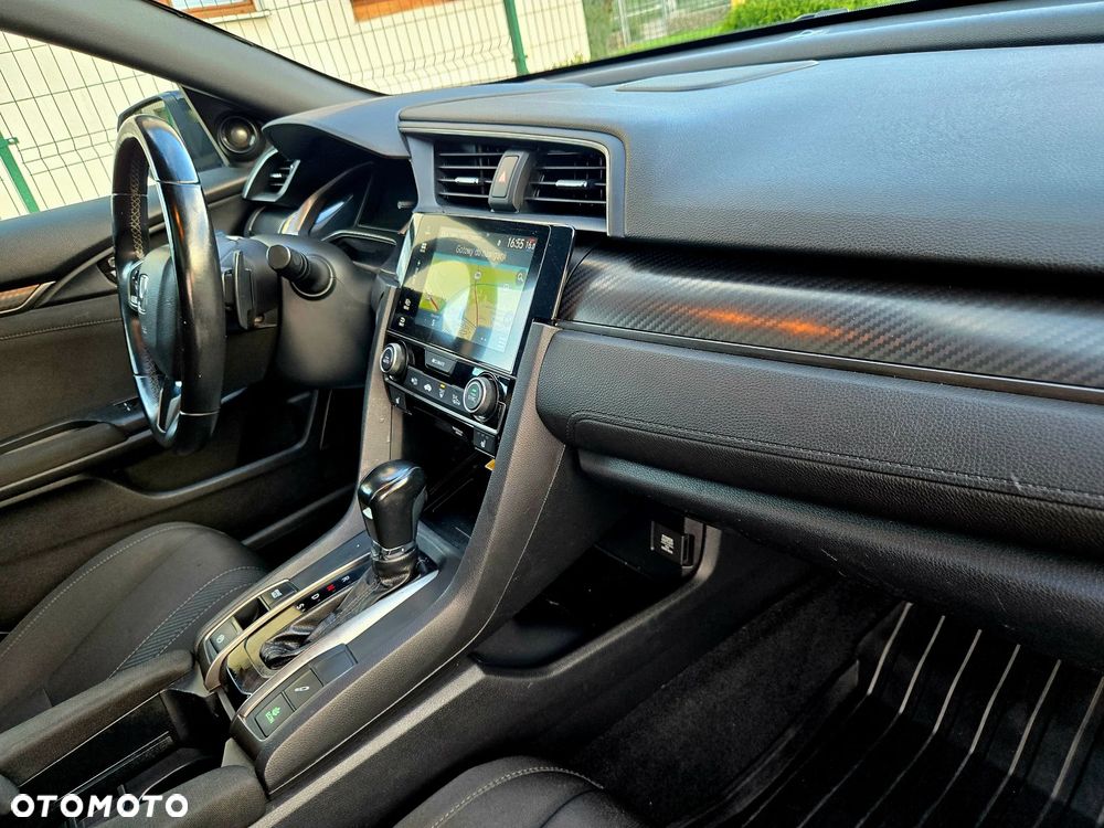 Honda Civic 1.5 i-VTEC Turbo CVT Sport Plus - 32