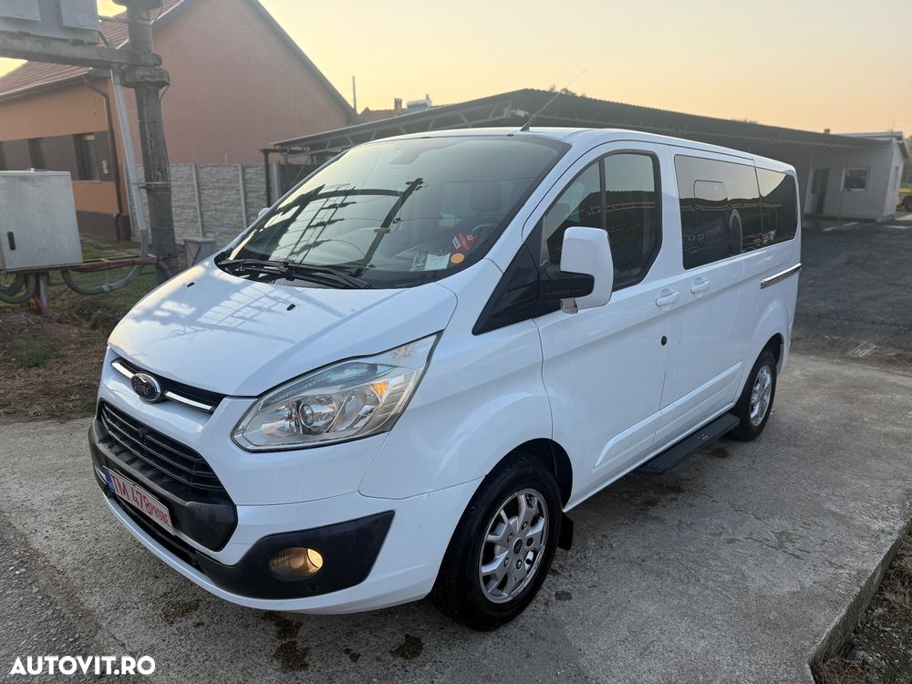 Ford Tourneo Custom  300 L1H1 VA Titanium