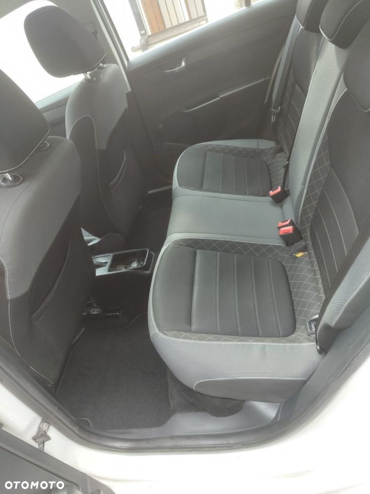 Skoda Fabia 1.0 Active - 10