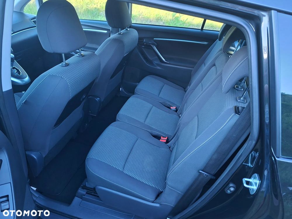 Toyota Verso 1.8 Multidrive Edition - 28
