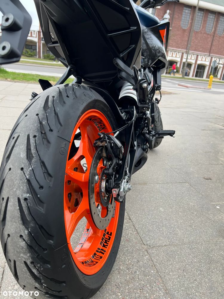KTM Duke - 11