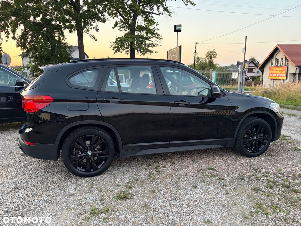 BMW X1 xDrive20i - 12