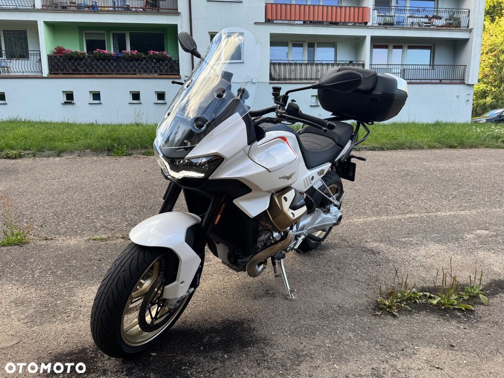 Moto Guzzi V100 Mandello - 5