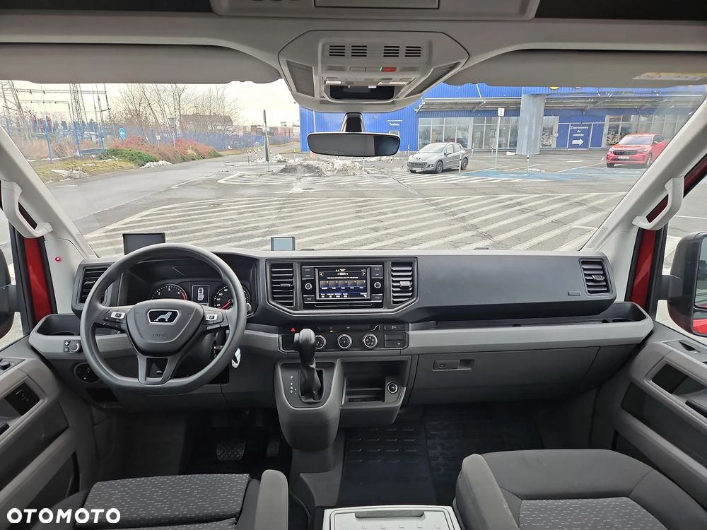 Volkswagen Crafter - 11