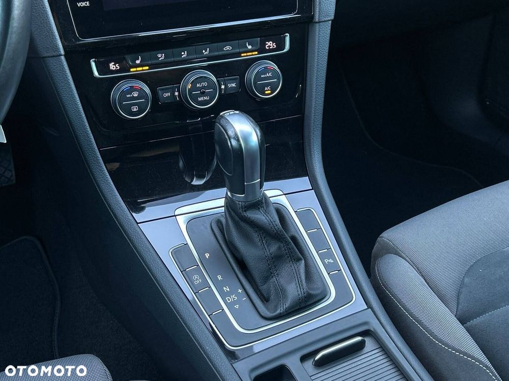 Volkswagen Golf Variant 1.5 TSI BMT Evo Highline DSG - 24