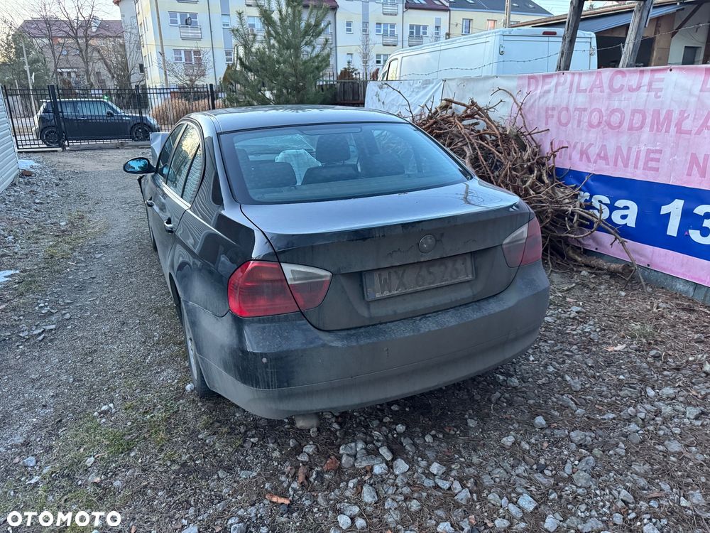 BMW Seria 3 320d - 4