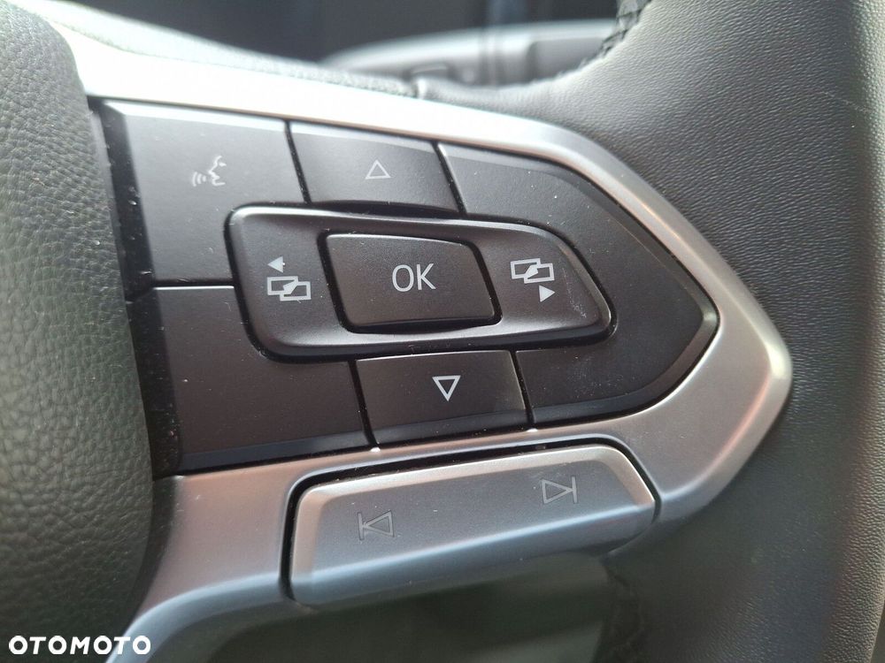 Volkswagen Caravelle - 30