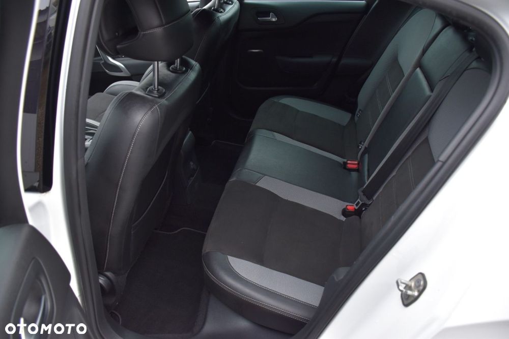 DS Automobiles DS 4 Crossback - 8