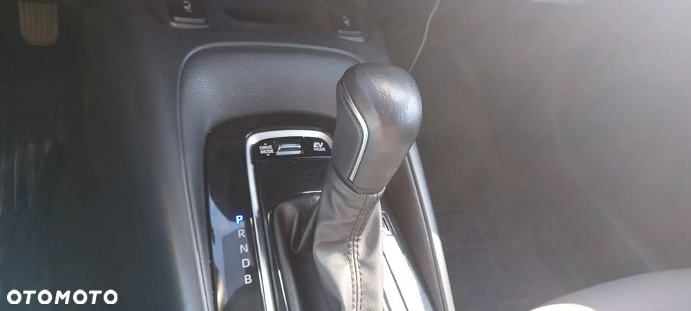Toyota Corolla - 13