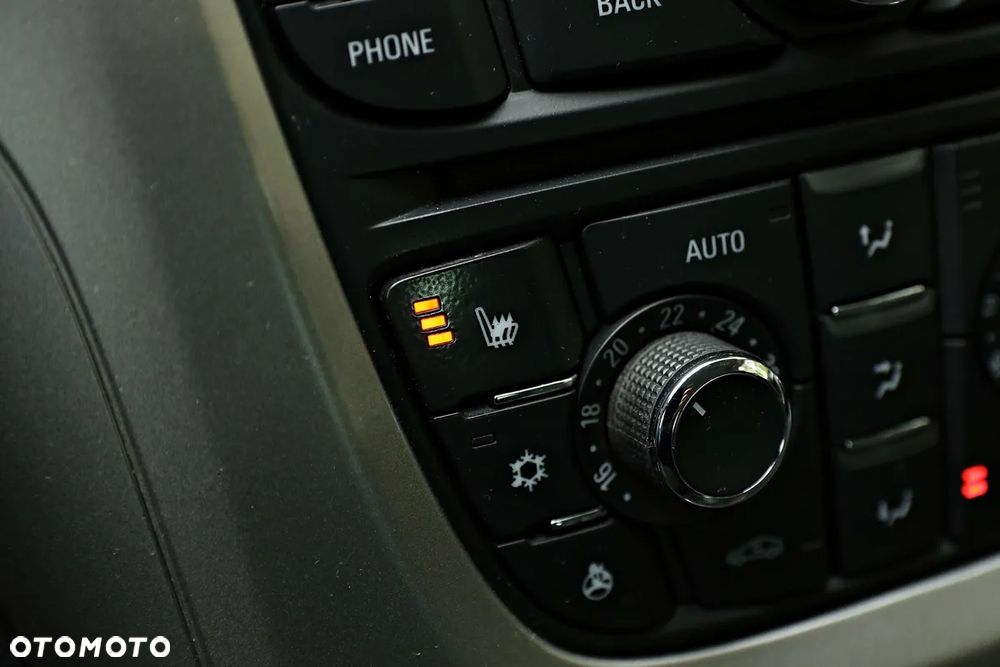 Opel Astra 1.4 Turbo Active - 36