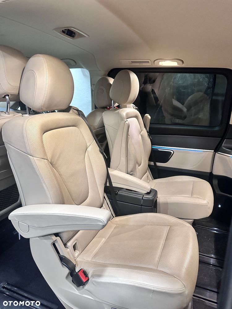 Mercedes-Benz Klasa V 300 d 4-Matic Avantgarde 9G-Tronic (d³ugi) - 5