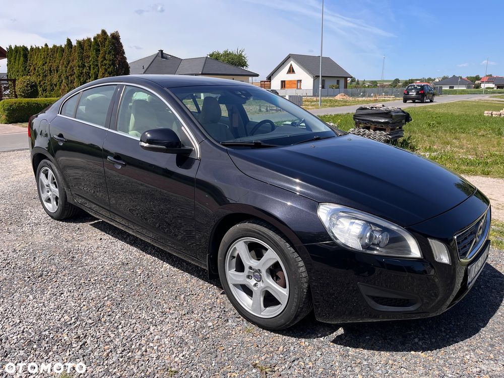 Volvo S60 D3 Geartronic Momentum - 5