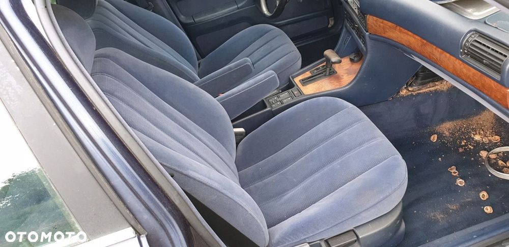 FOTELE FOTEL TYŁ PRZÓD BOCZKI GRANATOWE WELUR BMW 7 E32 750 - 1