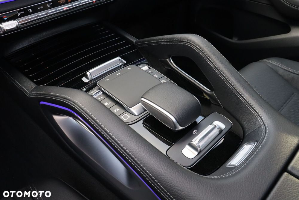 Mercedes-Benz GLE - 13