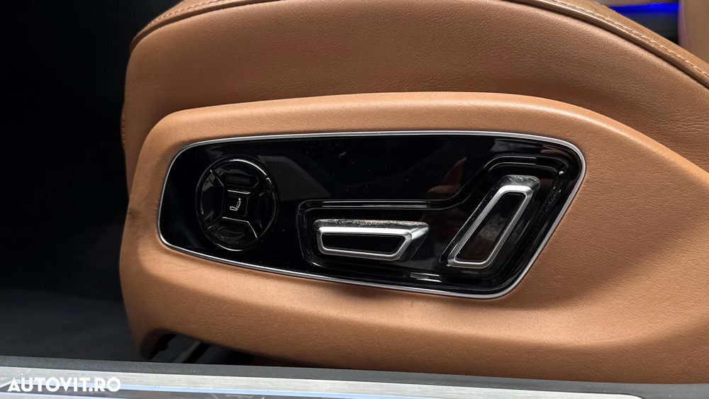Audi S8 TFSI quattro tiptronic - 16