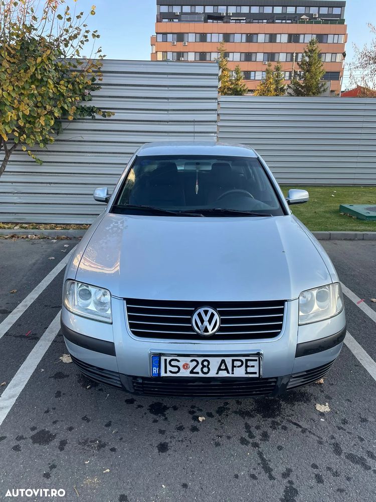 Volkswagen Passat - 4