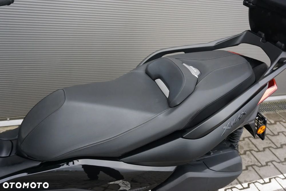 Yamaha X-max - 10