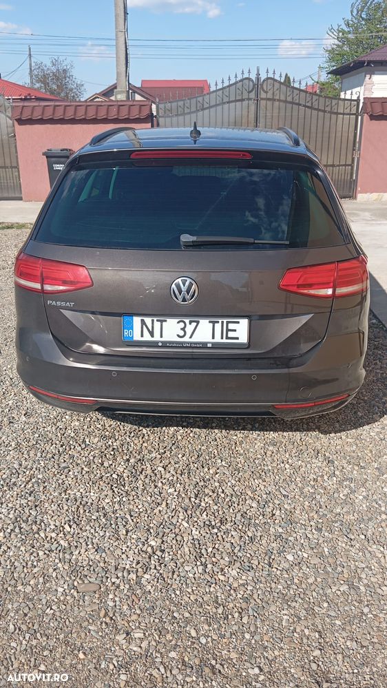 Volkswagen Passat 2.0 TDI (BlueMotion Technology) Trendline - 6