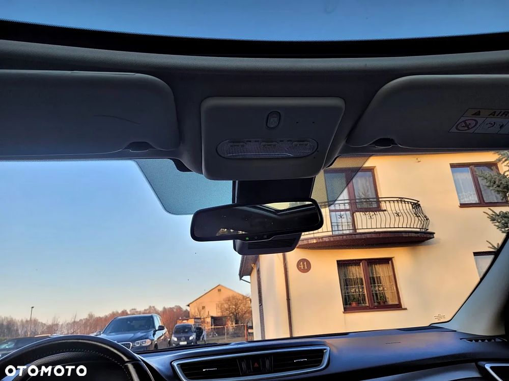Nissan Qashqai 1.5 dCi DCT TEKNA - 30