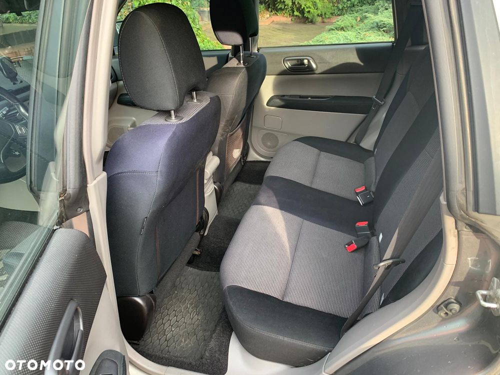 Subaru Forester 2.0 XG - 1