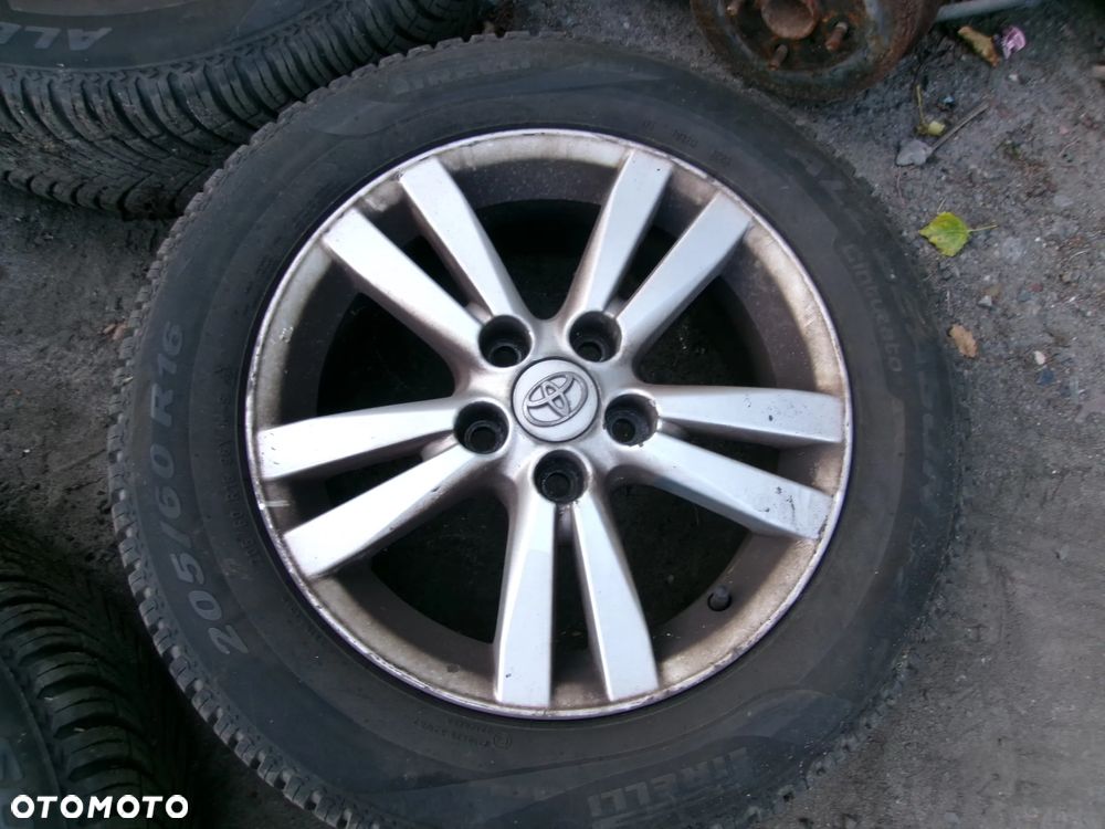 KOŁA FELGI ALU OPONY ZIMA PIRELLI  205/60/16 TOYOTA AVENSIS T27 AURIS   VERSO  5X114,3 - 3