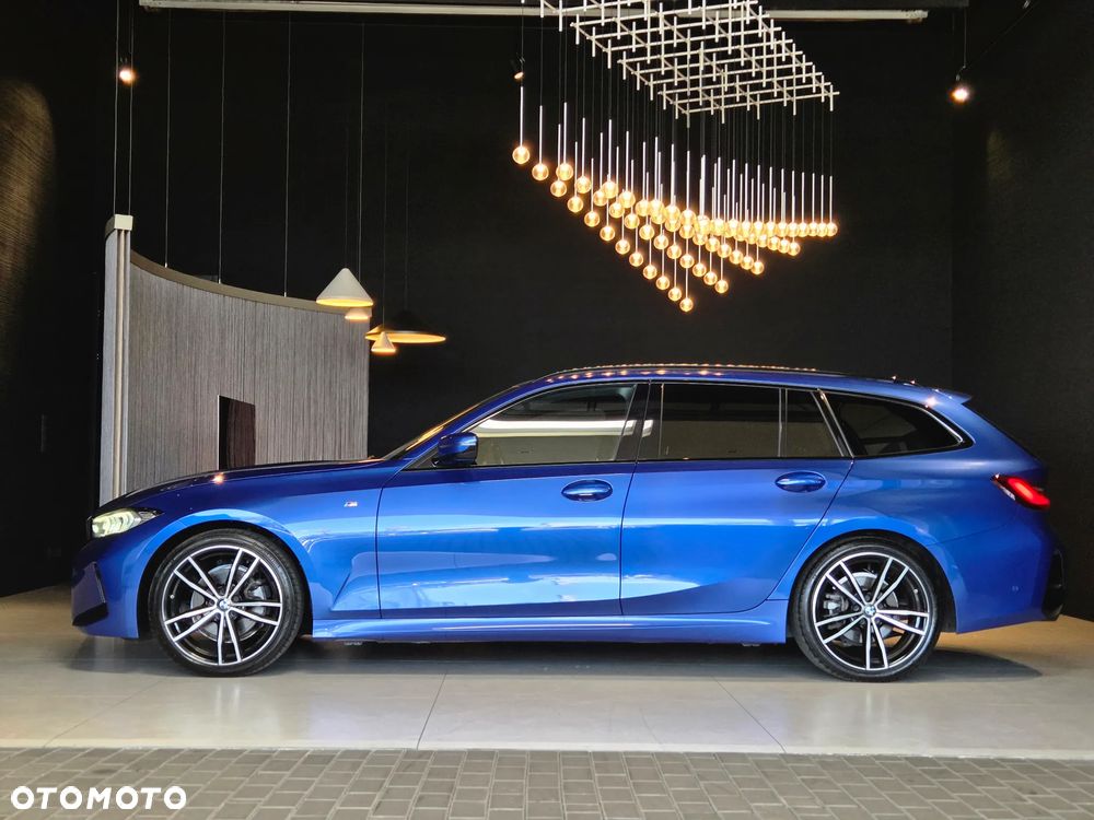 BMW Seria 3 320d xDrive mHEV M Sport - 4