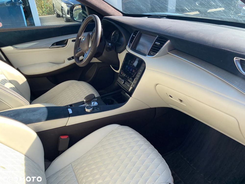 Infiniti QX50 - 15