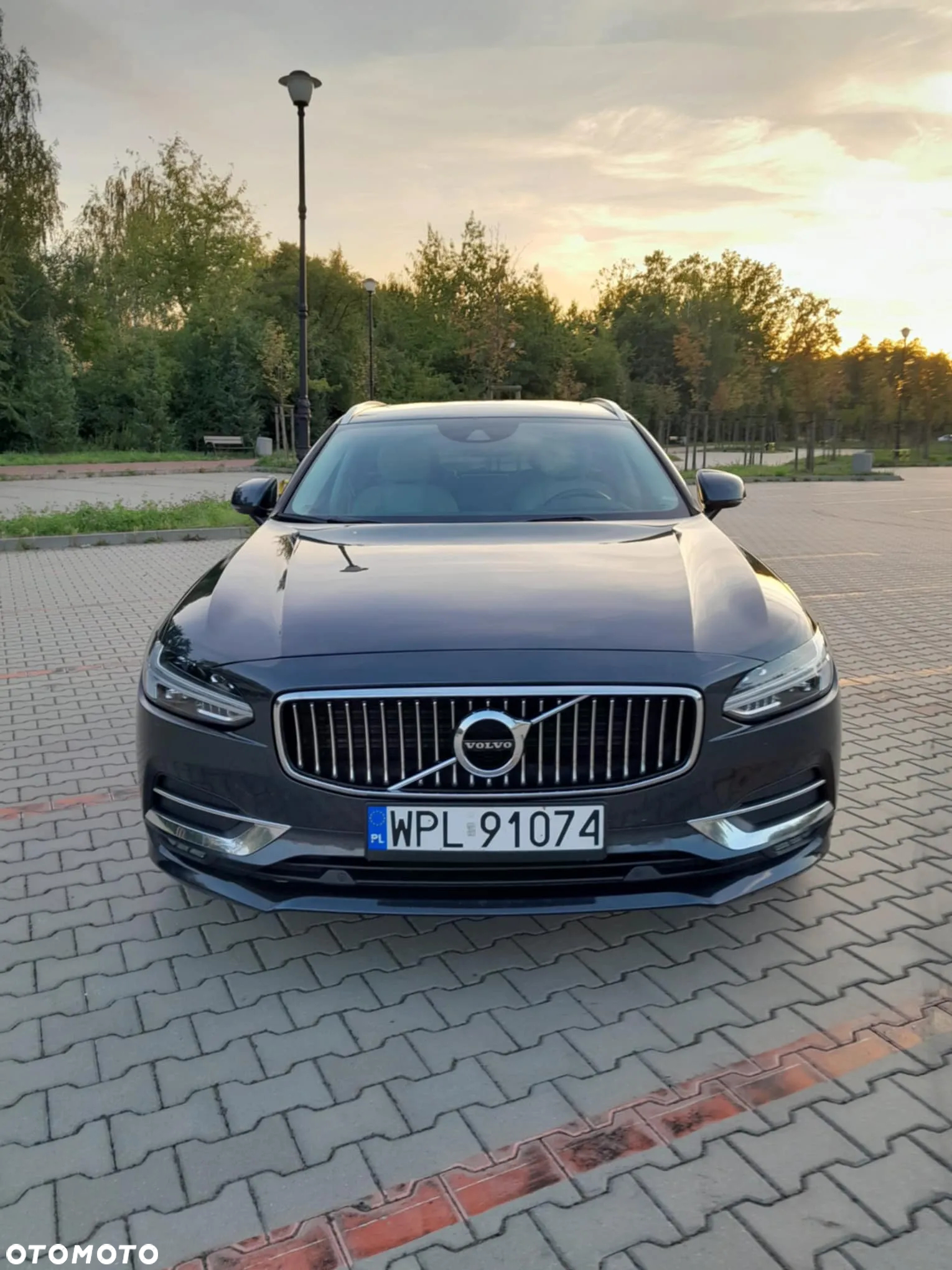 Volvo V90 D4 AWD Geartronic Inscription - 26