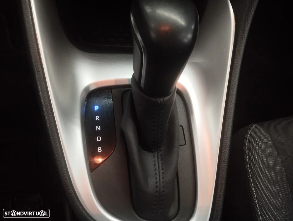 Toyota Yaris 1.5 HDF Comfort - 32