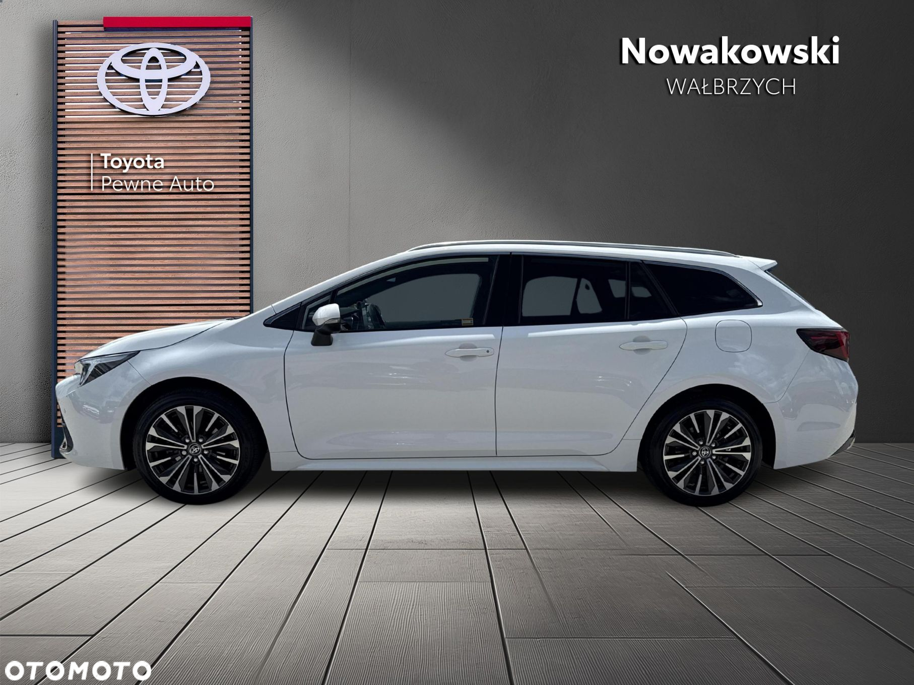 Toyota Corolla - 5