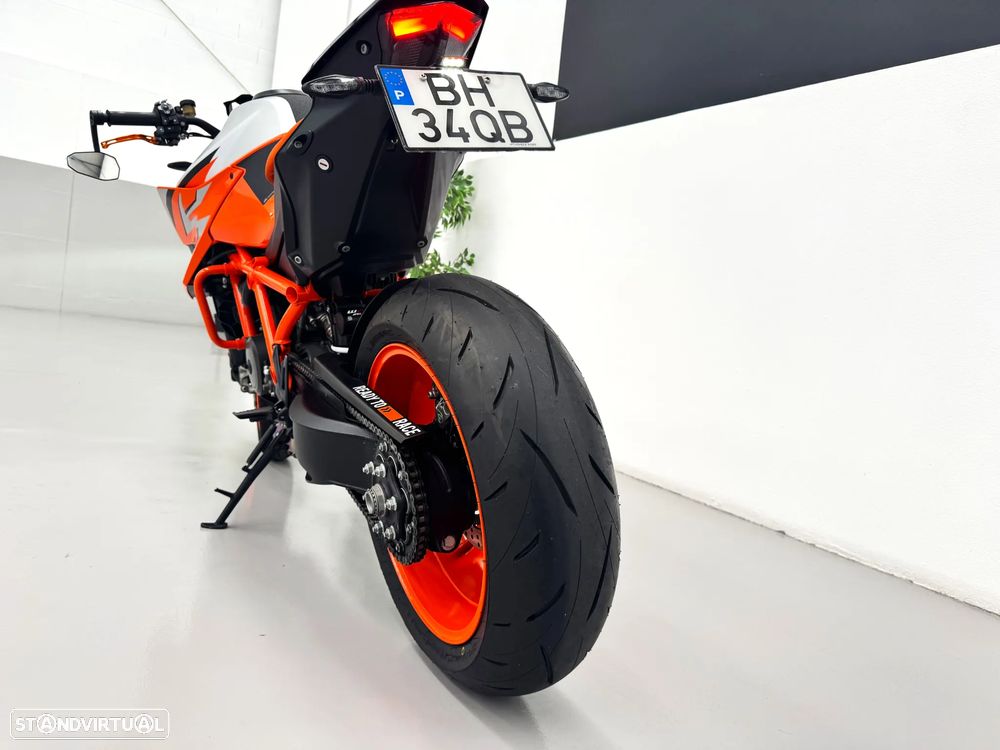 KTM Superduke 1290 R - 22