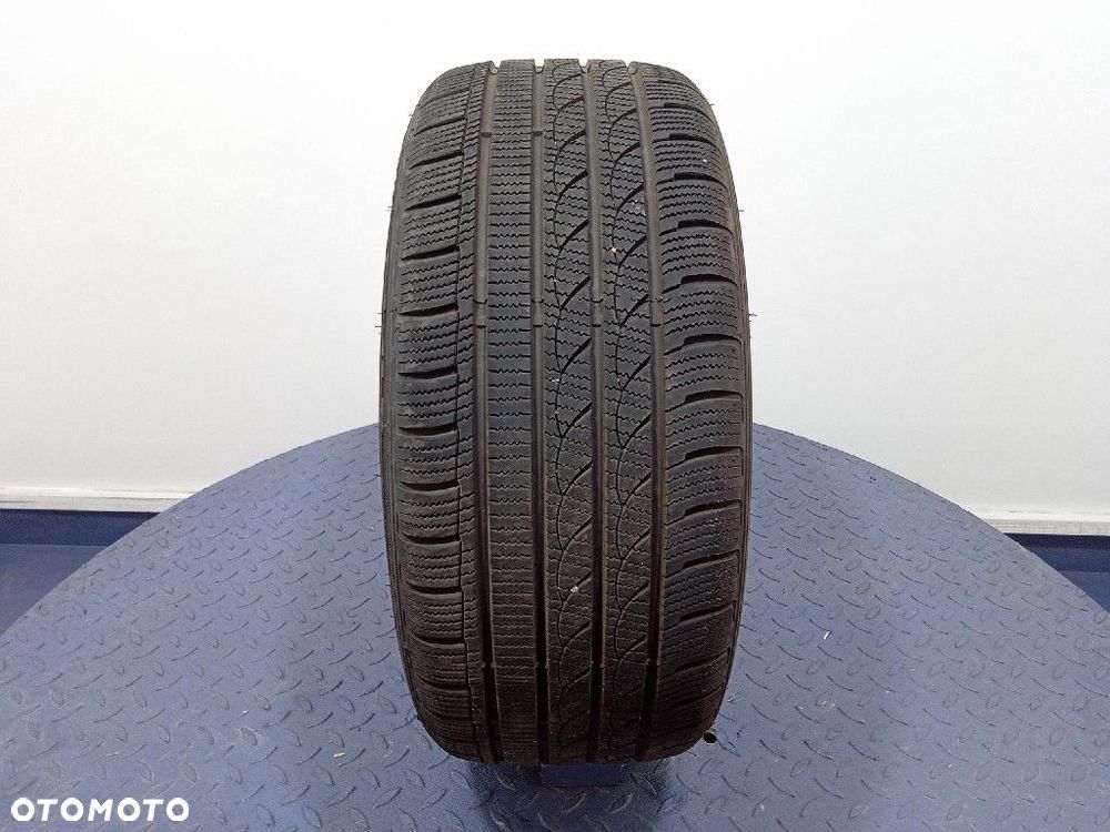 OPONY ZIMOWE ROTALLA ICE-PLUS S210 225/40 R18 92V XL 1SZT - 1