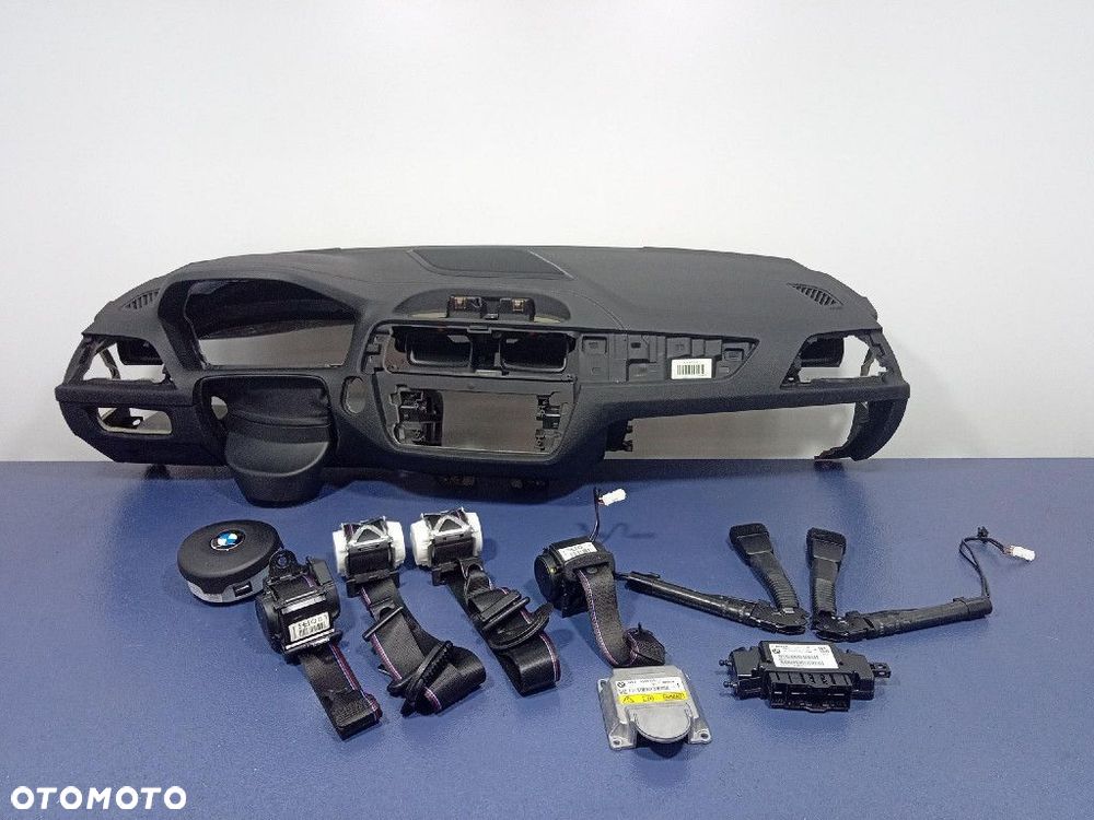 BMW M2 F87 F22 DESKA ROZDZIELCZA EU PODUSZKI AIRBAG PASY - 1