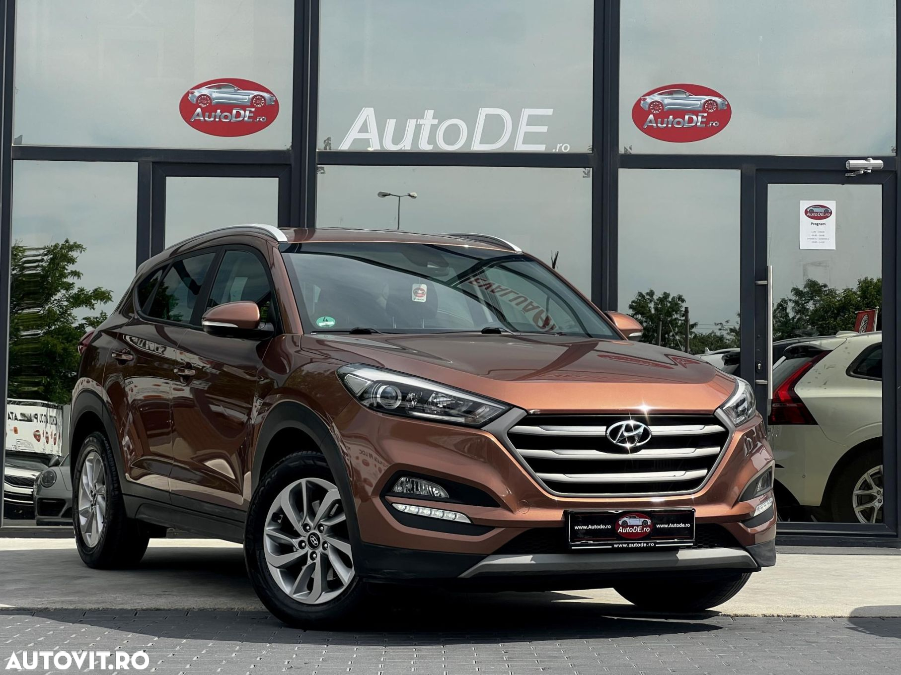 Hyundai Tucson - 2