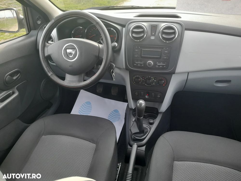 Dacia Sandero - 5