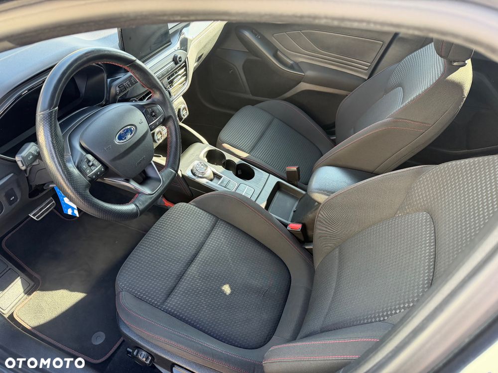 Ford Focus 1.5 EcoBoost STart-Stopp-System ST-LINE - 25