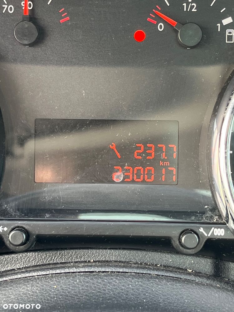 Peugeot 3008 1.6 Premium - 8