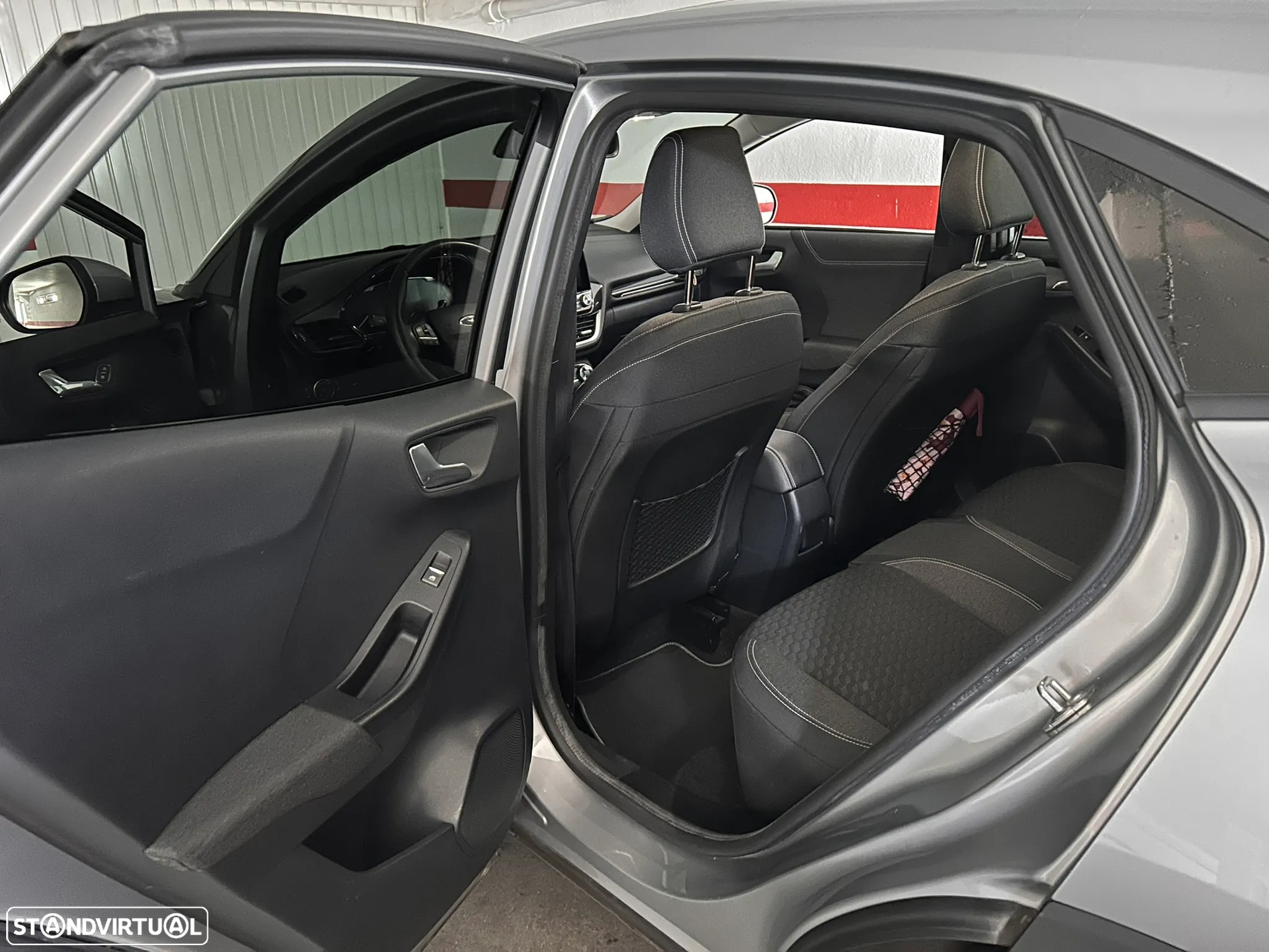 Ford Puma 1.0 EcoBoost MHEV Titanium - 8
