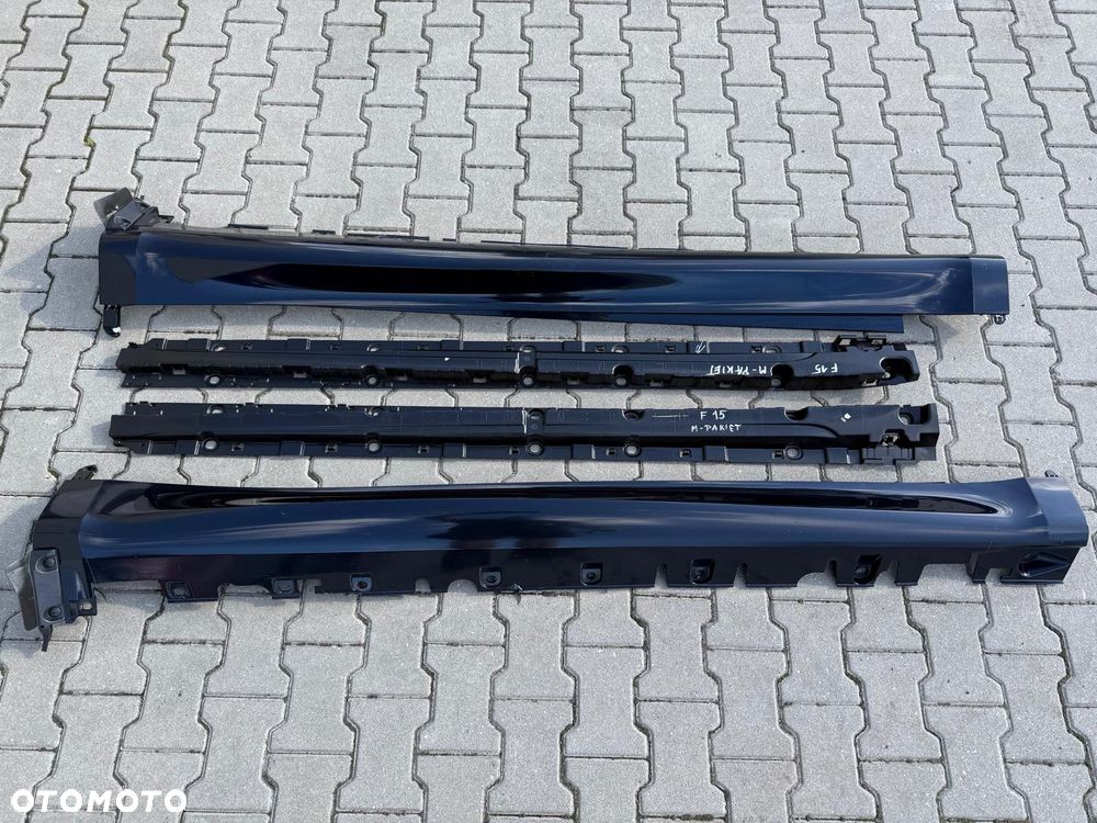 BMW X5 F15 M PAKIET 13-18 LISTWY PROGOWE NAKŁADKI KOLOR 416 Carbonschwarz